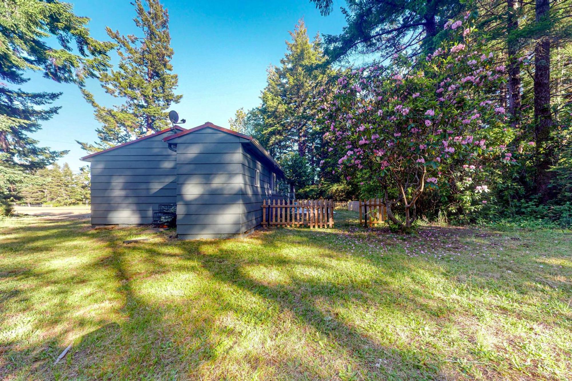 The Beverly Home Bandon Exterior photo